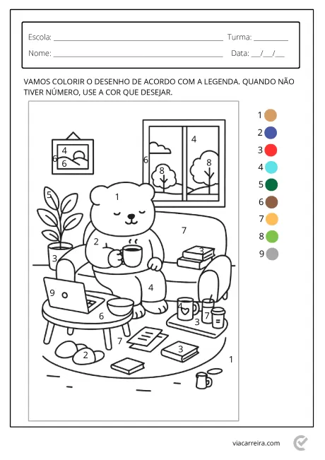 Desenho para colorir de um urso sentado em uma sala com um laptop, xícaras e outros objetos.