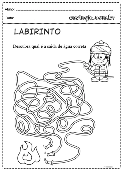 Atividade de labirinto com um personagem segurando mangueiras de incêndio.