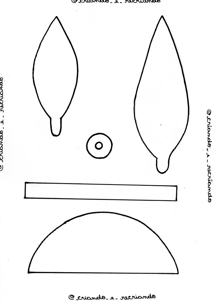 Desenho em preto e branco de formas geométricas simples.