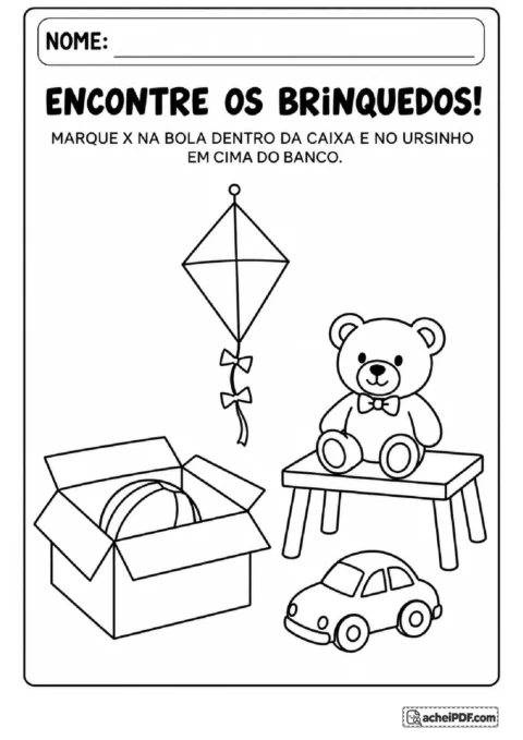 Cena com bola dentro de uma caixa e ursinho sobre um banco para marcar os brinquedos nas posições indicadas
